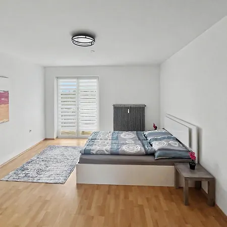 Gemuetliches Im Raum Appartamento